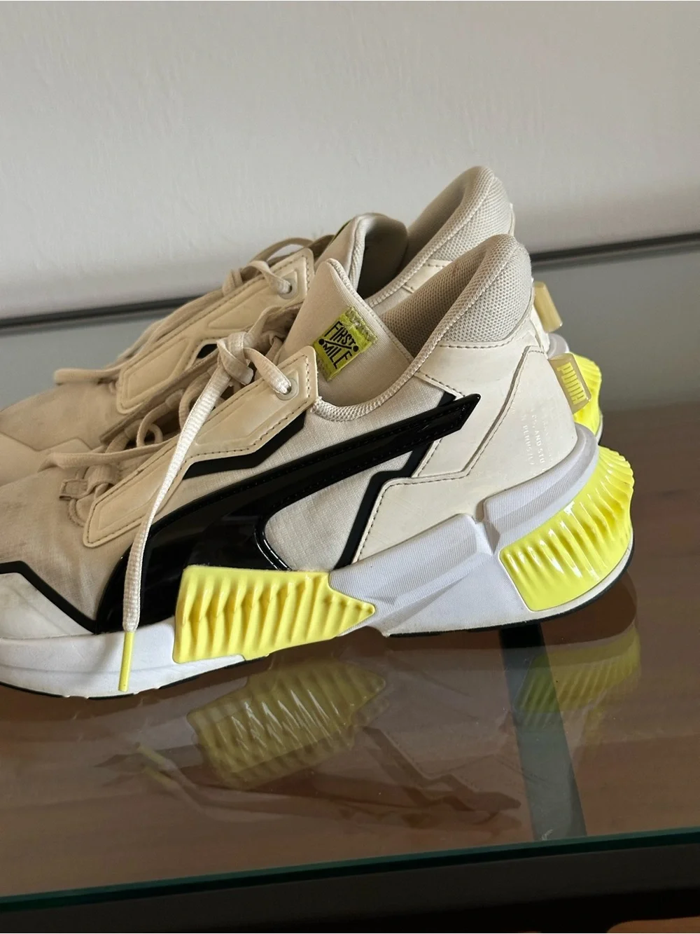 Puma First Mile x Women’s Provoke XT Eggnog Soft Fluo Yellow Training Size 7